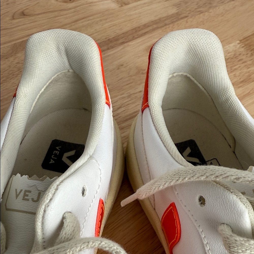Veja CWL White and Orange Sneakers - Picture 6 of 14